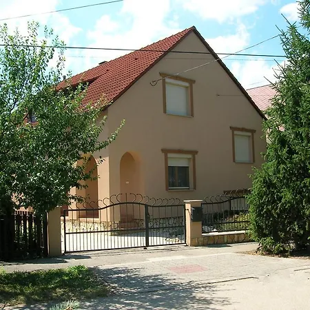 Margareta Apartman Apartament
